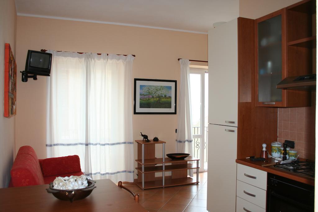 Gaia Holidays Apartments Cefalú Habitación foto